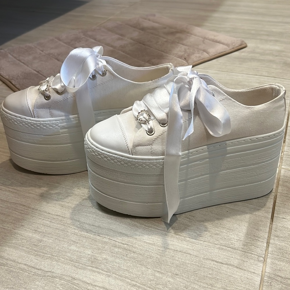 White Platform Shoes View 2
